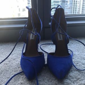 Steve Madden Blue Pumps